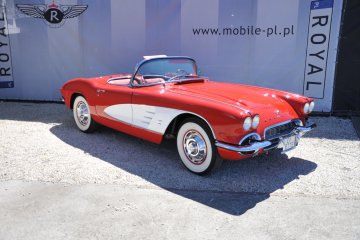 Chevrolett Corvette  4,7  300KM 1961 ROK !!!!